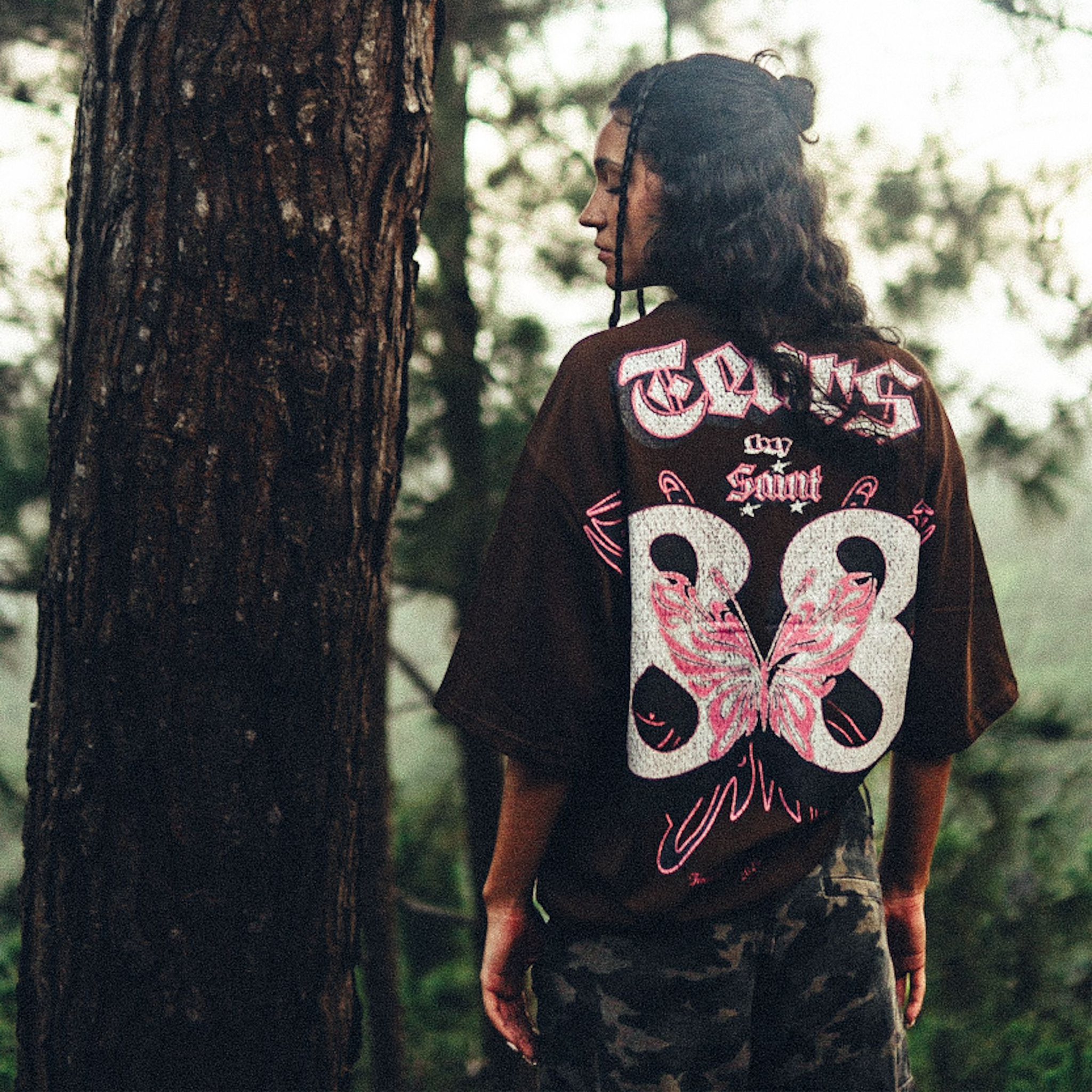 NEW BUTTERFLY TEE V3 BROWN